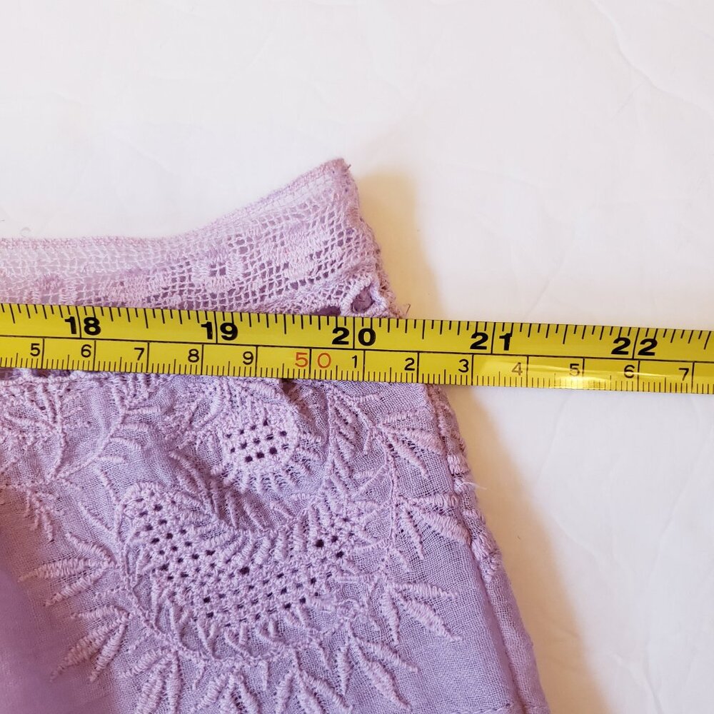 LOVESHACKFANCY Wisteria Sully Embroidered Lace Cotton Crop Top - Picture 7 of 13
